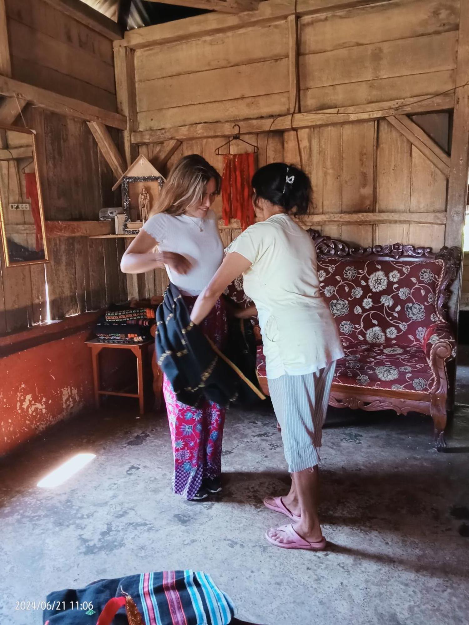 Petra Homestay Bangka Leda Ruteng Exterior foto