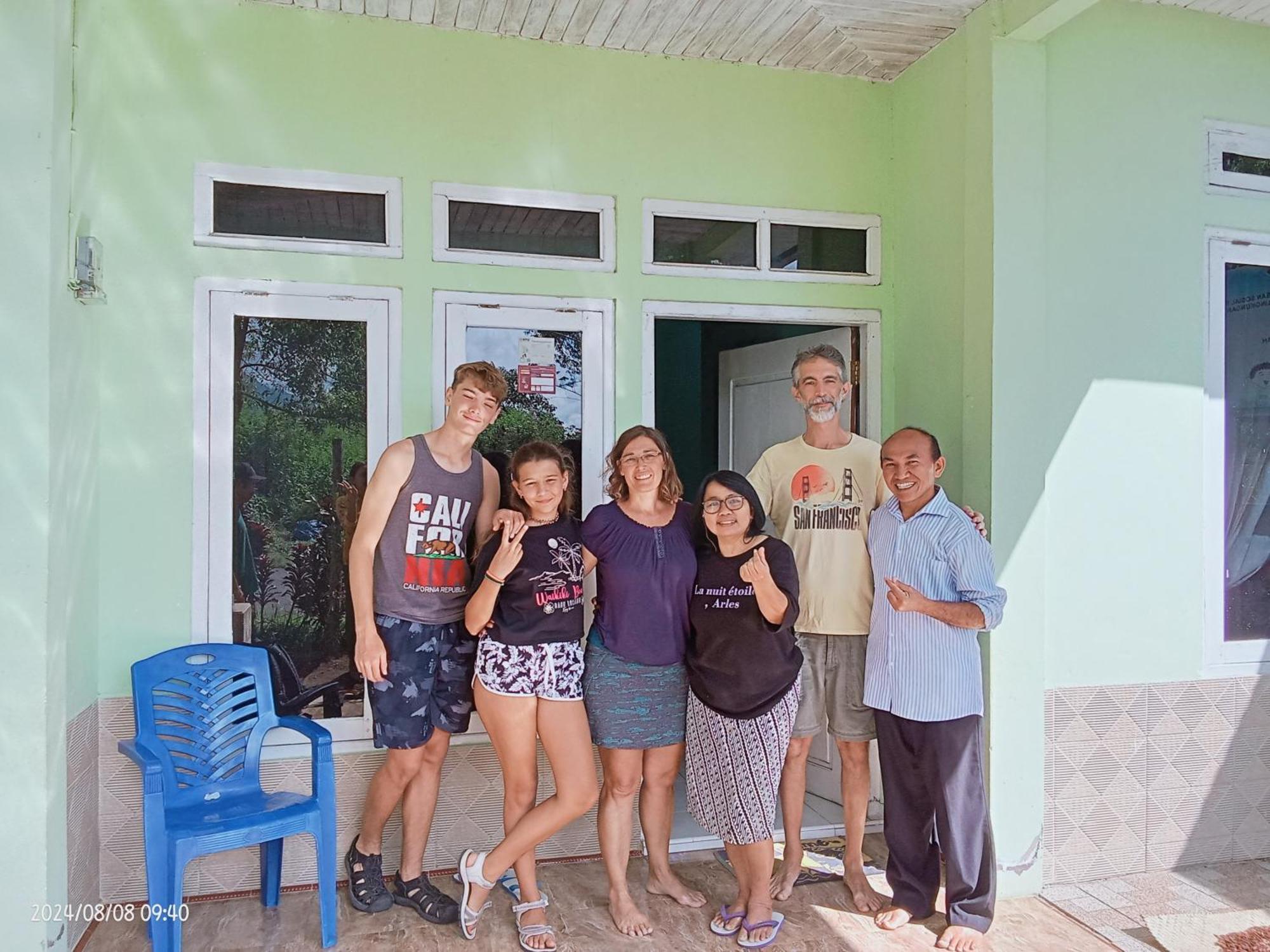 Petra Homestay Bangka Leda Ruteng Exterior foto